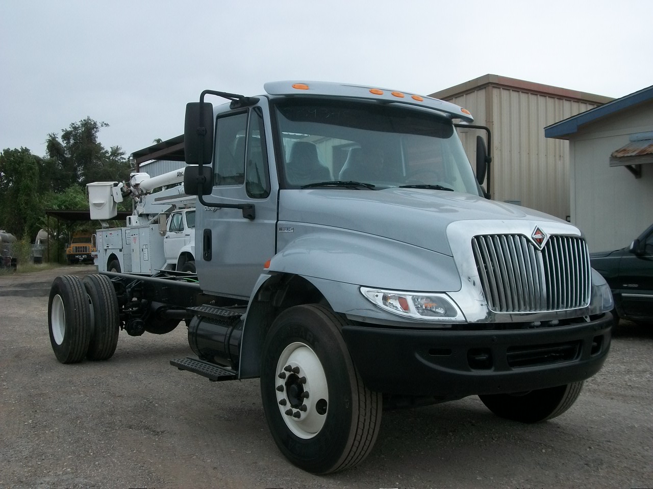 Cab & Chassis Griffith Truck & Equipment